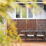 Cosy Cottage -3 Bedrooms Victoria Park
